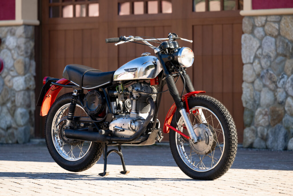 1970-Ducati-450-Scrambler_197404