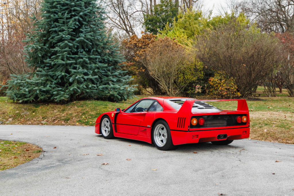 1991-Ferrari-F40_1404618